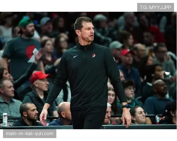 开拓者大胜奇才战术复盘：斯普利特强调控制失误与防守稳固